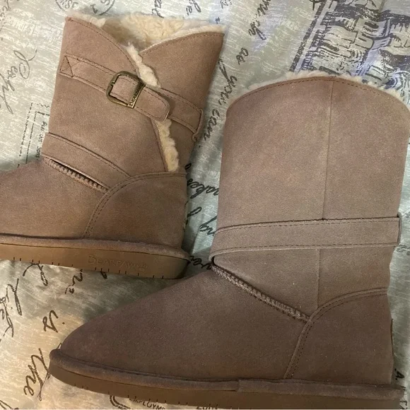 BearPaw “Annie” 1965W Suede/Sheepskin boot in Taupe size 8M. EUC - Picture 4 of 7
